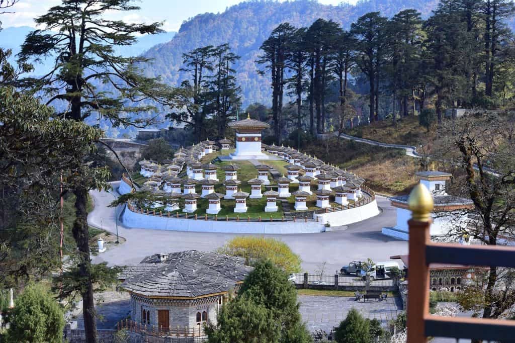 dochula pass view